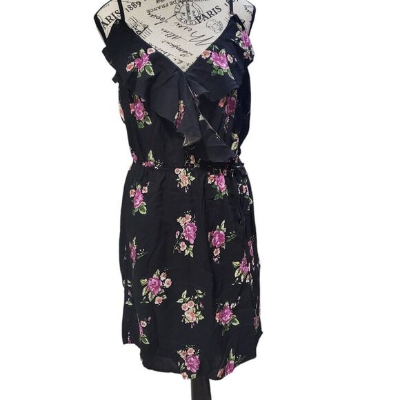 NWT Mimi Chica Sleeveless Ruffle Dress - Picture 1 of 6